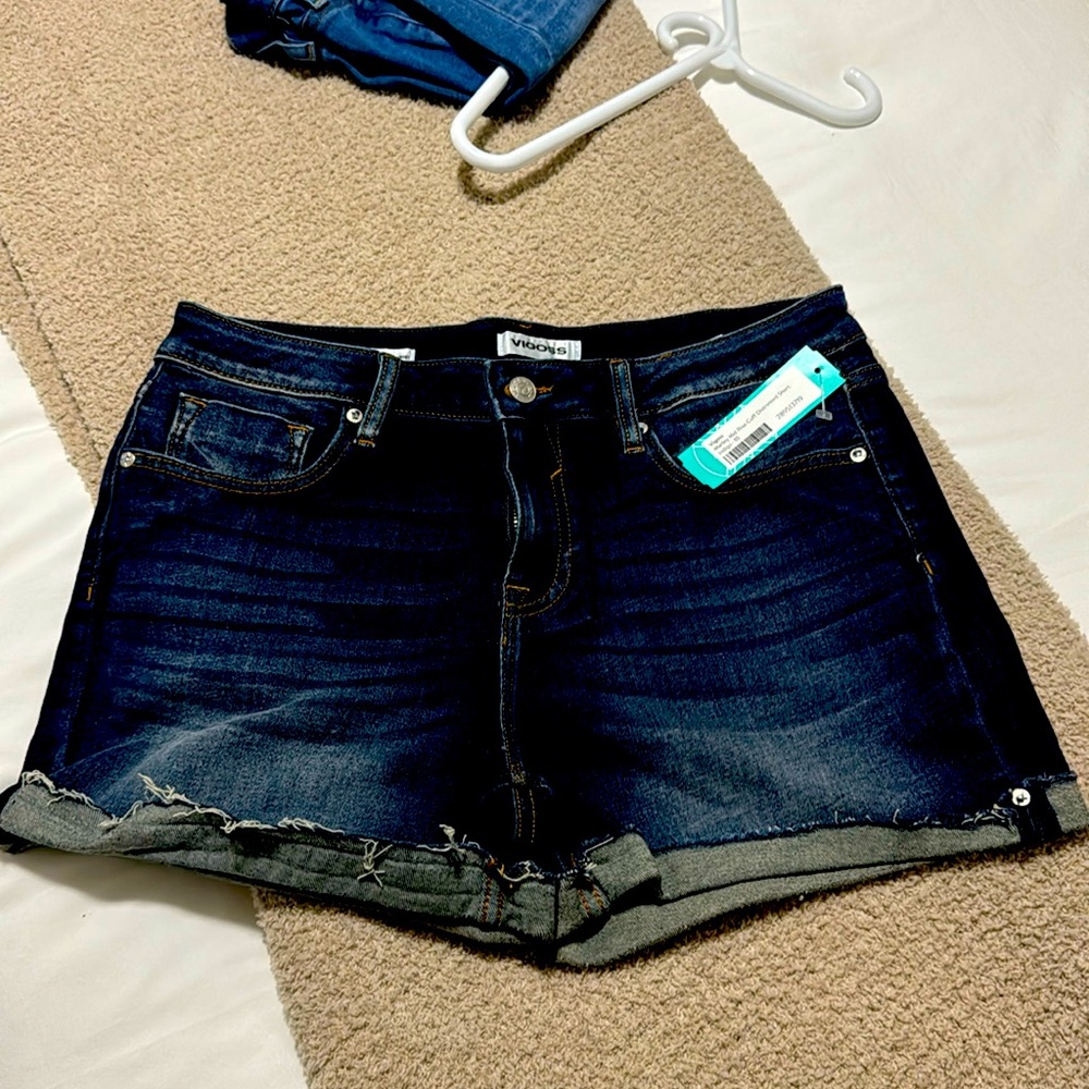 Brand New Marley Mid Rise Size 30 Vigoss NWT; shorts